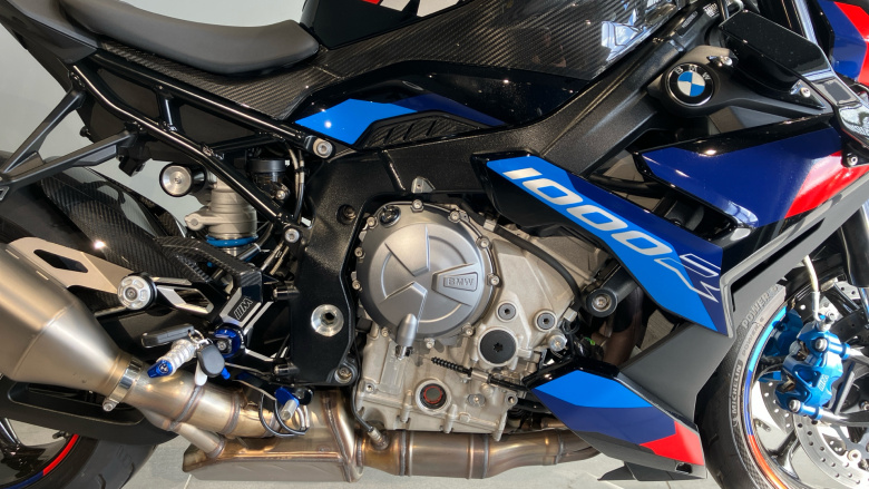 (23MY) BMW M1000 R